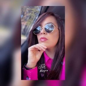 Meet your Posher, Mayra